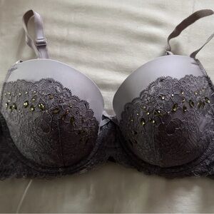 Preowned Victoria’s Secret Dream Angel Padded Underwire Embellish Gray Bra 38C